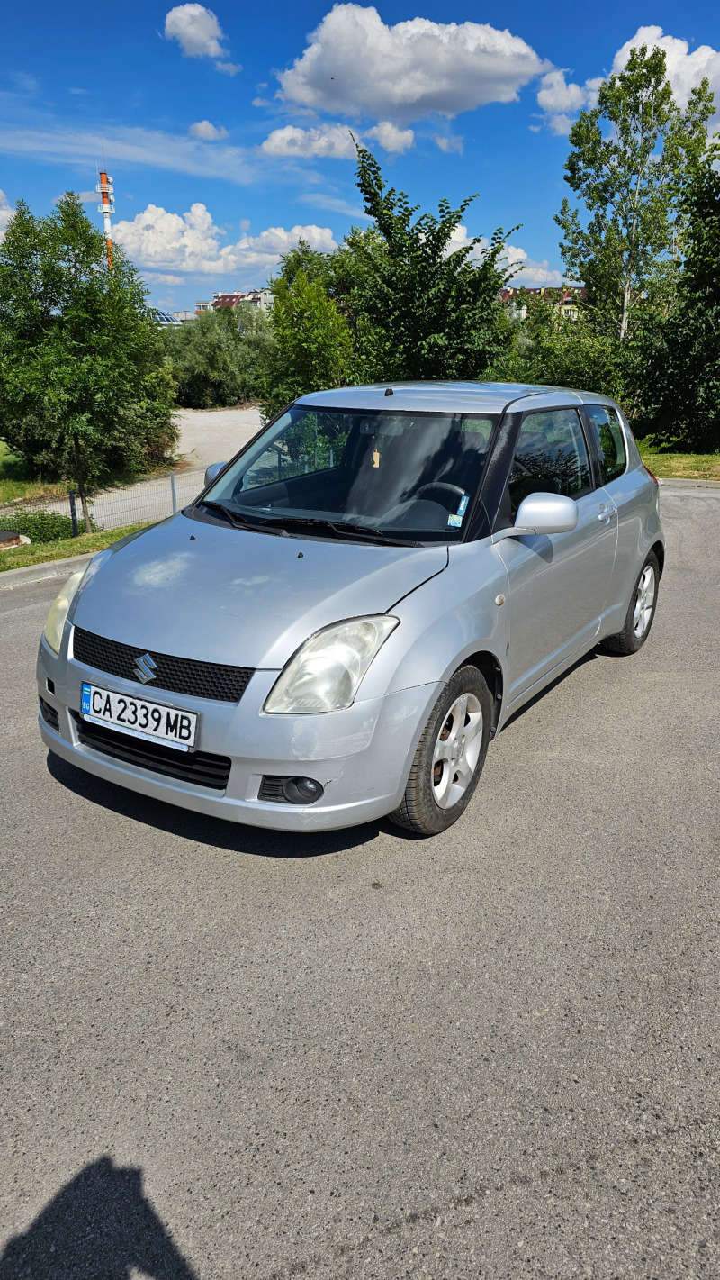 Suzuki Swift 1.3, снимка 1 - Автомобили и джипове - 46271170