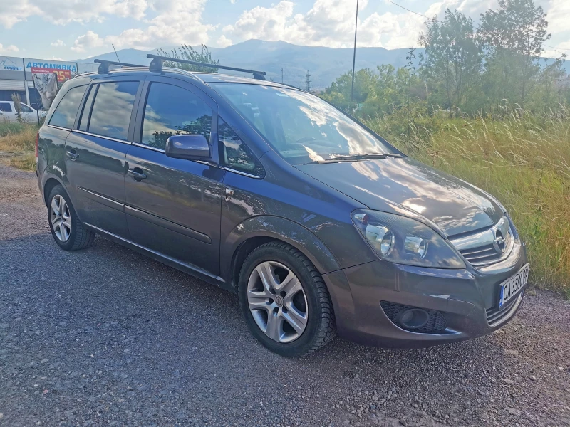 Opel Zafira 1.8 бензин, 140 к.с., снимка 1 - Автомобили и джипове - 48834317