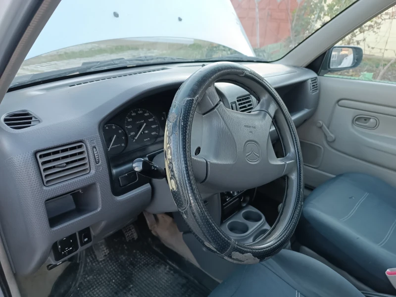 Mazda Demio 1.3, снимка 6 - Автомобили и джипове - 48576266