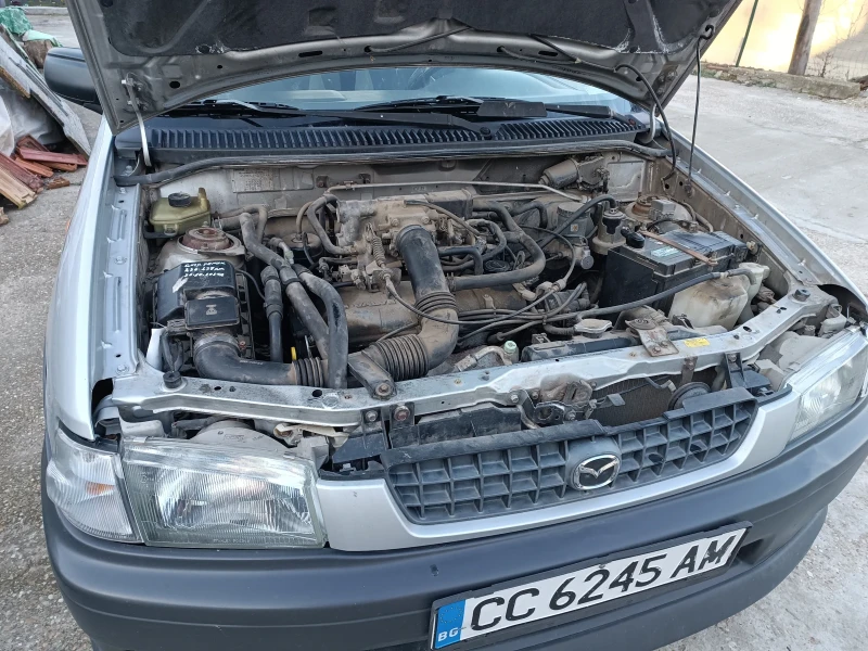 Mazda Demio 1.3, снимка 5 - Автомобили и джипове - 48576266