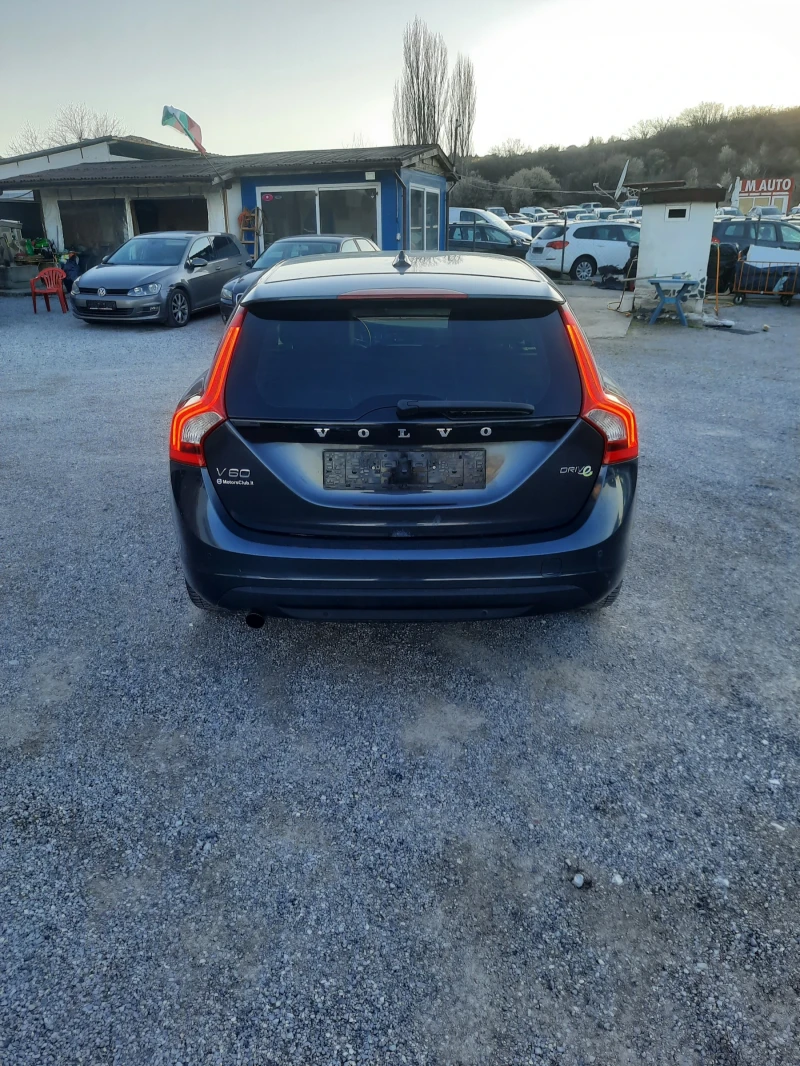 Volvo V60 1.6 d eDrive , снимка 5 - Автомобили и джипове - 49562676