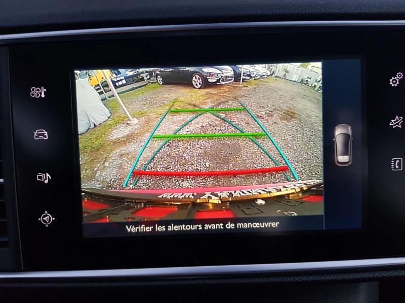 Peugeot 308 1.2 e-THP Feline, снимка 13 - Автомобили и джипове - 50059073