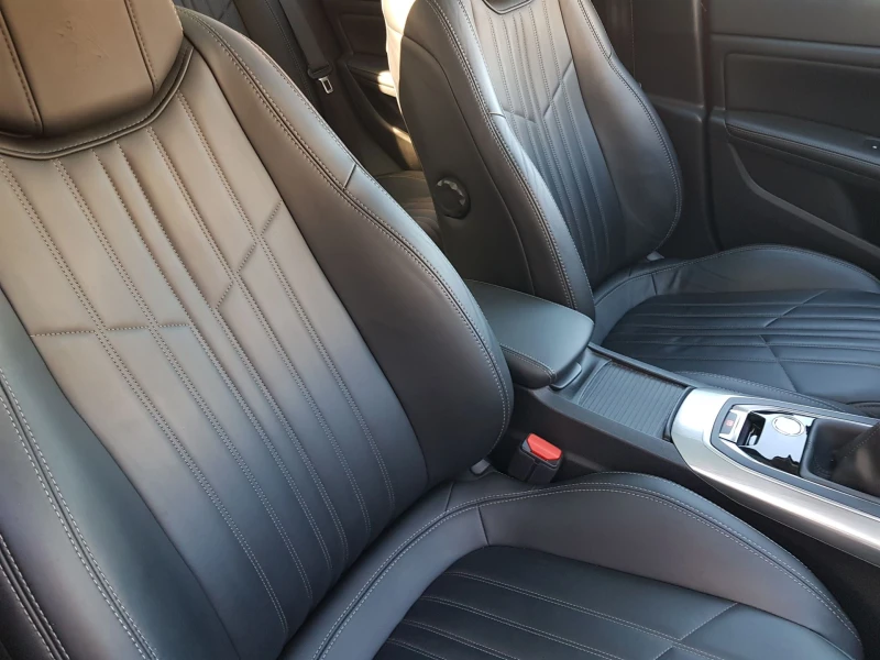Peugeot 308 1.2 e-THP Feline, снимка 14 - Автомобили и джипове - 50059073