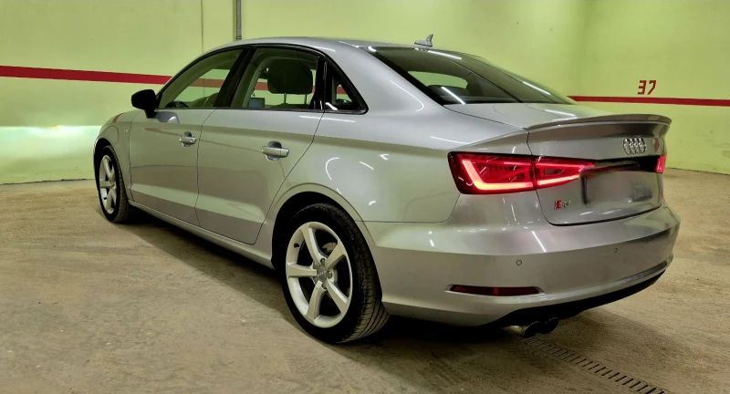 Audi A3 1.8TFSI, снимка 8 - Автомобили и джипове - 52632917