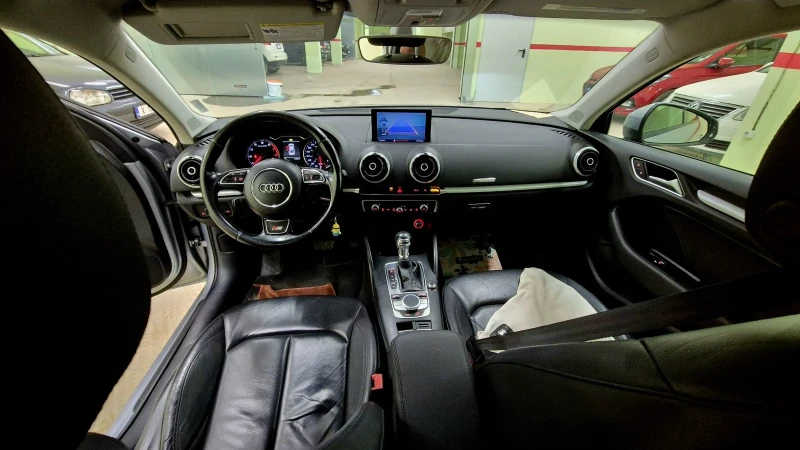 Audi A3 1.8TFSI, снимка 10 - Автомобили и джипове - 52632917