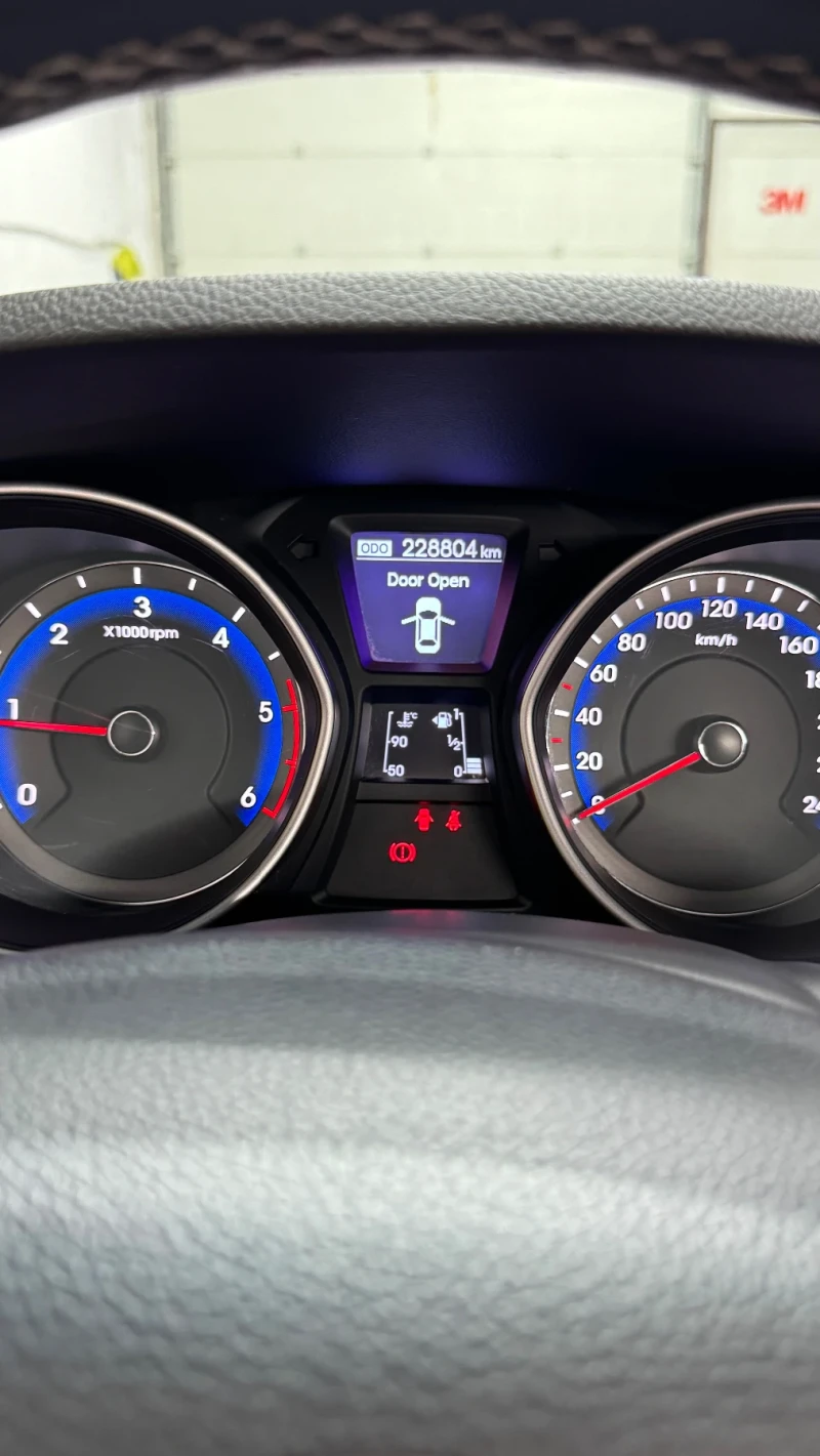 Hyundai I30 1.6 crdi, снимка 8 - Автомобили и джипове - 51908168