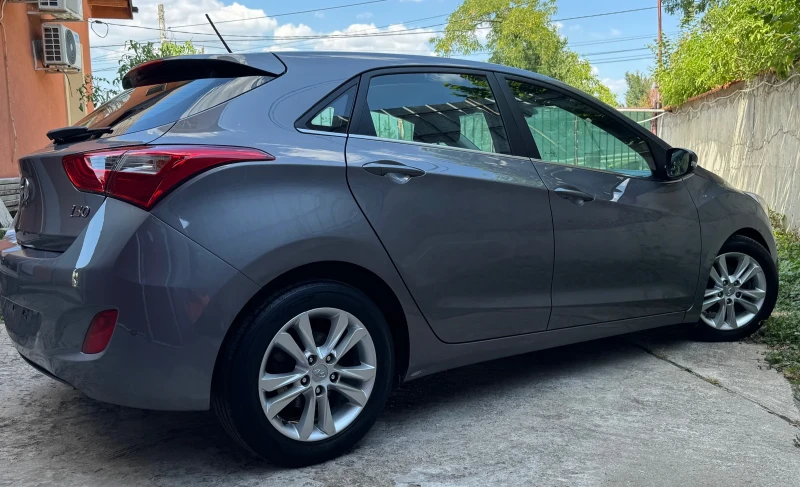 Hyundai I30 1.6 crdi, снимка 6 - Автомобили и джипове - 51908168