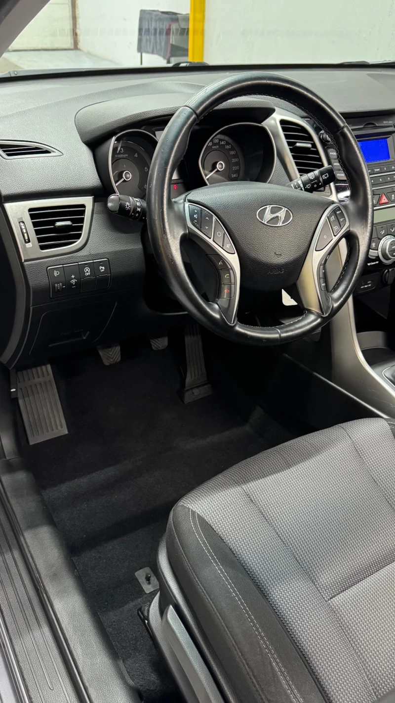 Hyundai I30 1.6 crdi, снимка 7 - Автомобили и джипове - 51908168