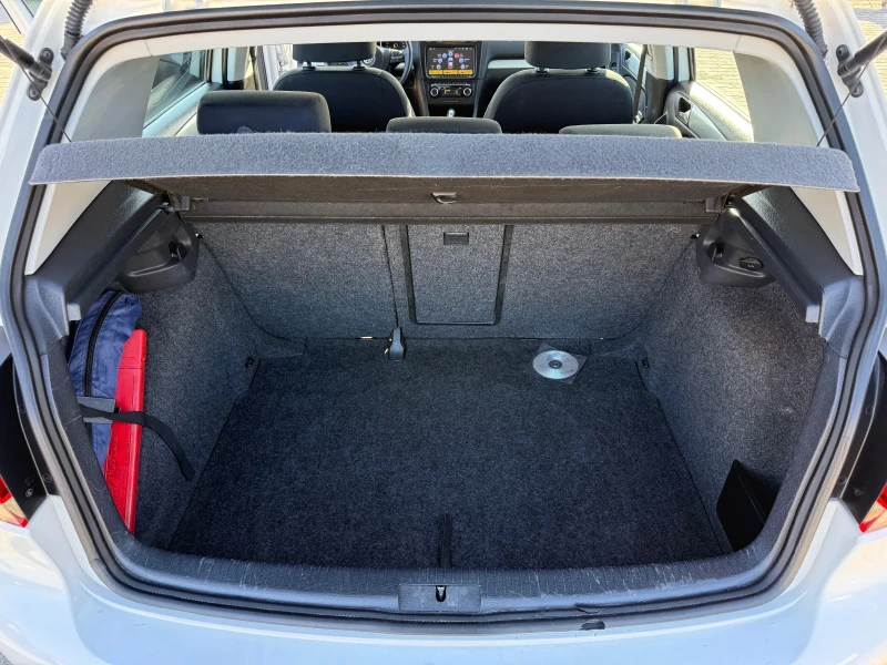 VW Golf Plus, снимка 11 - Автомобили и джипове - 52746540