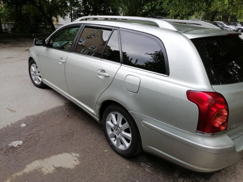 Toyota Avensis D4D, снимка 6 - Автомобили и джипове - 52788845