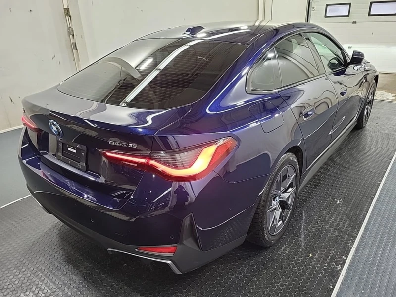 BMW i4 * eDrive35 * CARFAX * БЕЗ ПЪРВОНАЧАЛНА ВНОСКА, снимка 13 - Автомобили и джипове - 52867910