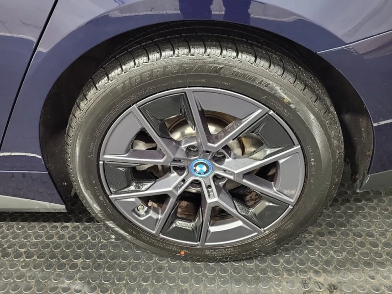 BMW i4 * eDrive35 * CARFAX * БЕЗ ПЪРВОНАЧАЛНА ВНОСКА, снимка 10 - Автомобили и джипове - 52867910