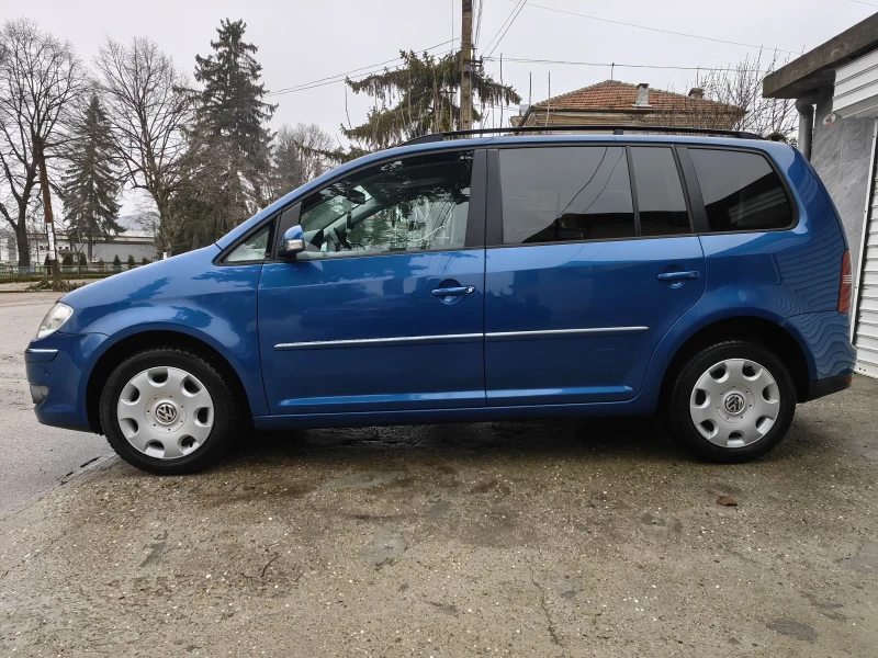 VW Touran 2.0TDI 140KC. XENON/NAVI/PATRONIK, снимка 6 - Автомобили и джипове - 52974836