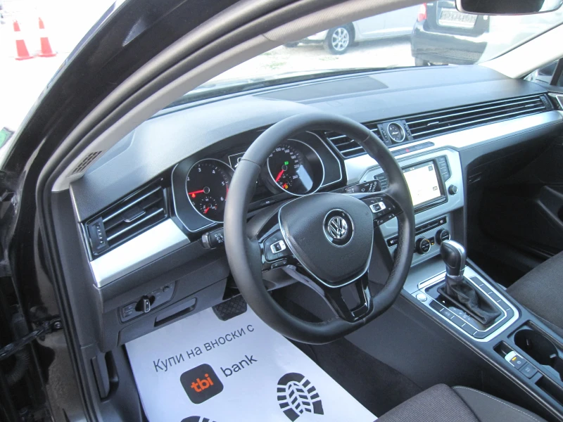 VW Passat Автомат 1, 6-TDI, NAVI , снимка 6 - Автомобили и джипове - 53121437