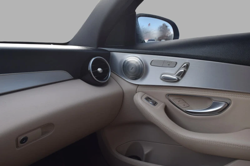 Mercedes-Benz C 300 4MATIC| BURMESTER| ПАНО| ПОДГРЕВ| , снимка 11 - Автомобили и джипове - 53213514