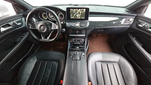 Mercedes-Benz CLS 400, снимка 5 - Автомобили и джипове - 55417327
