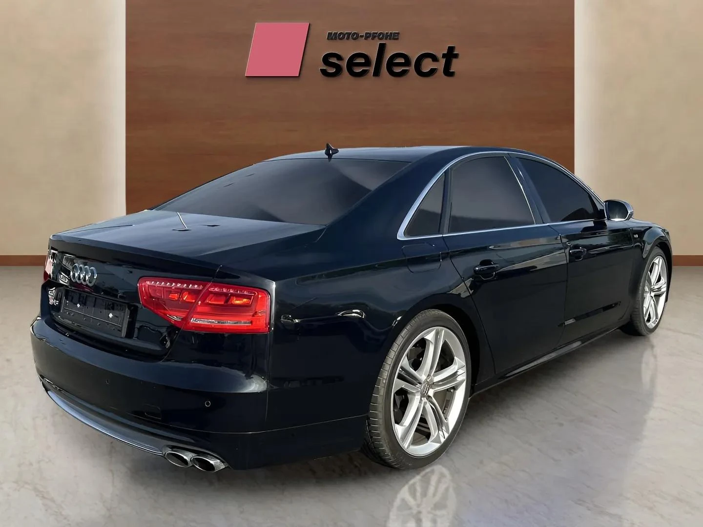 Audi S8 4.4 TFSI - изображение 10