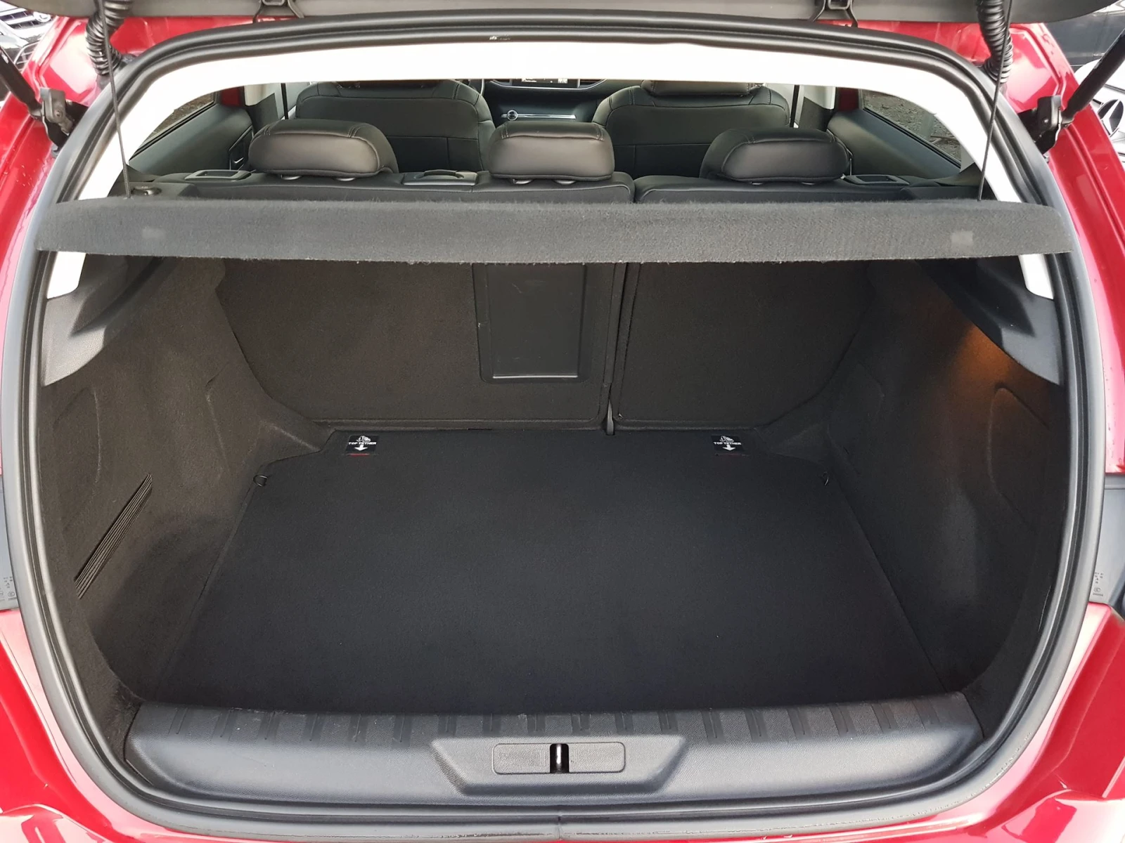 Peugeot 308 1.2 e-THP Feline | Mobile.bg   17