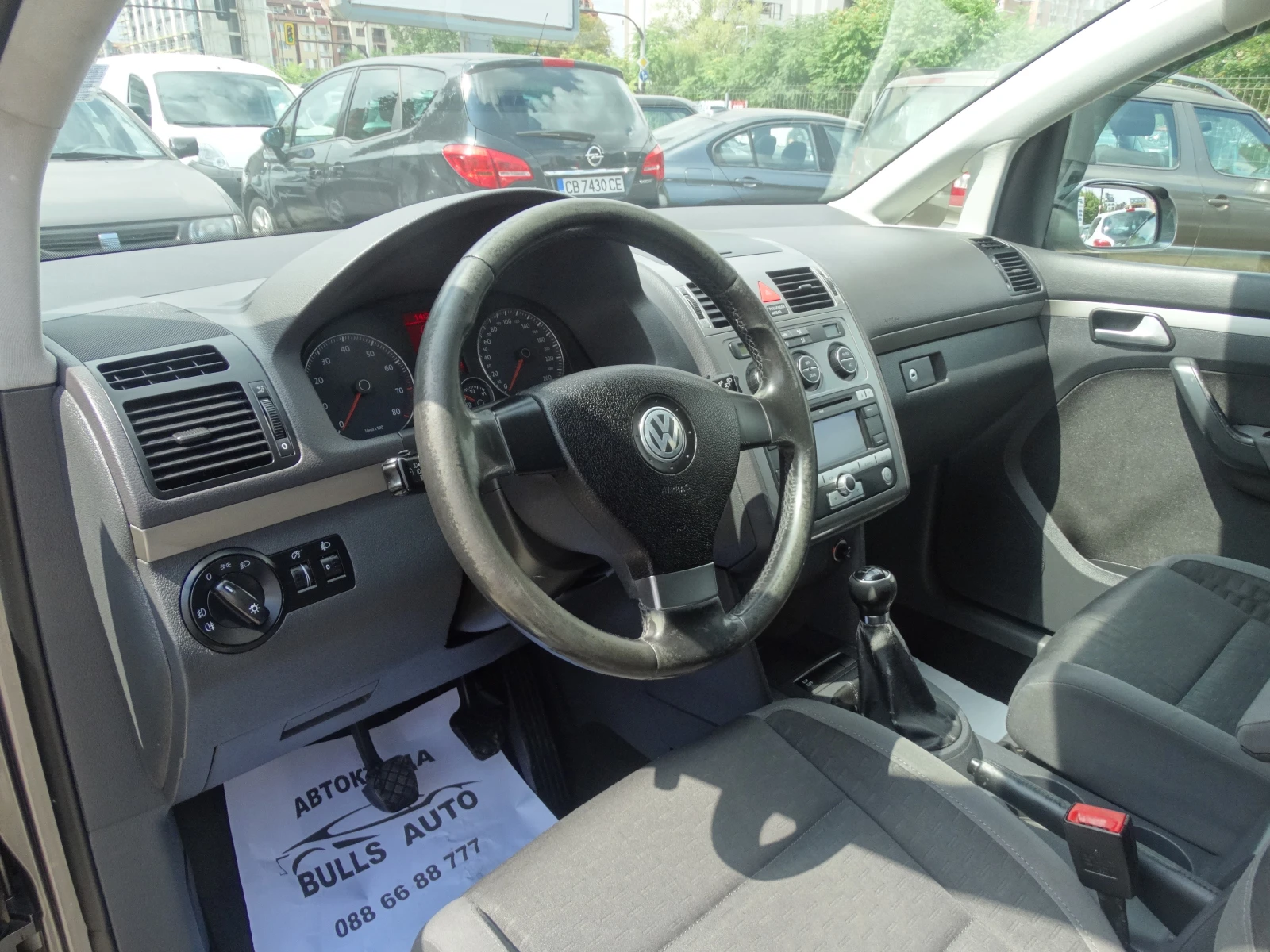 VW Touran  - изображение 9
