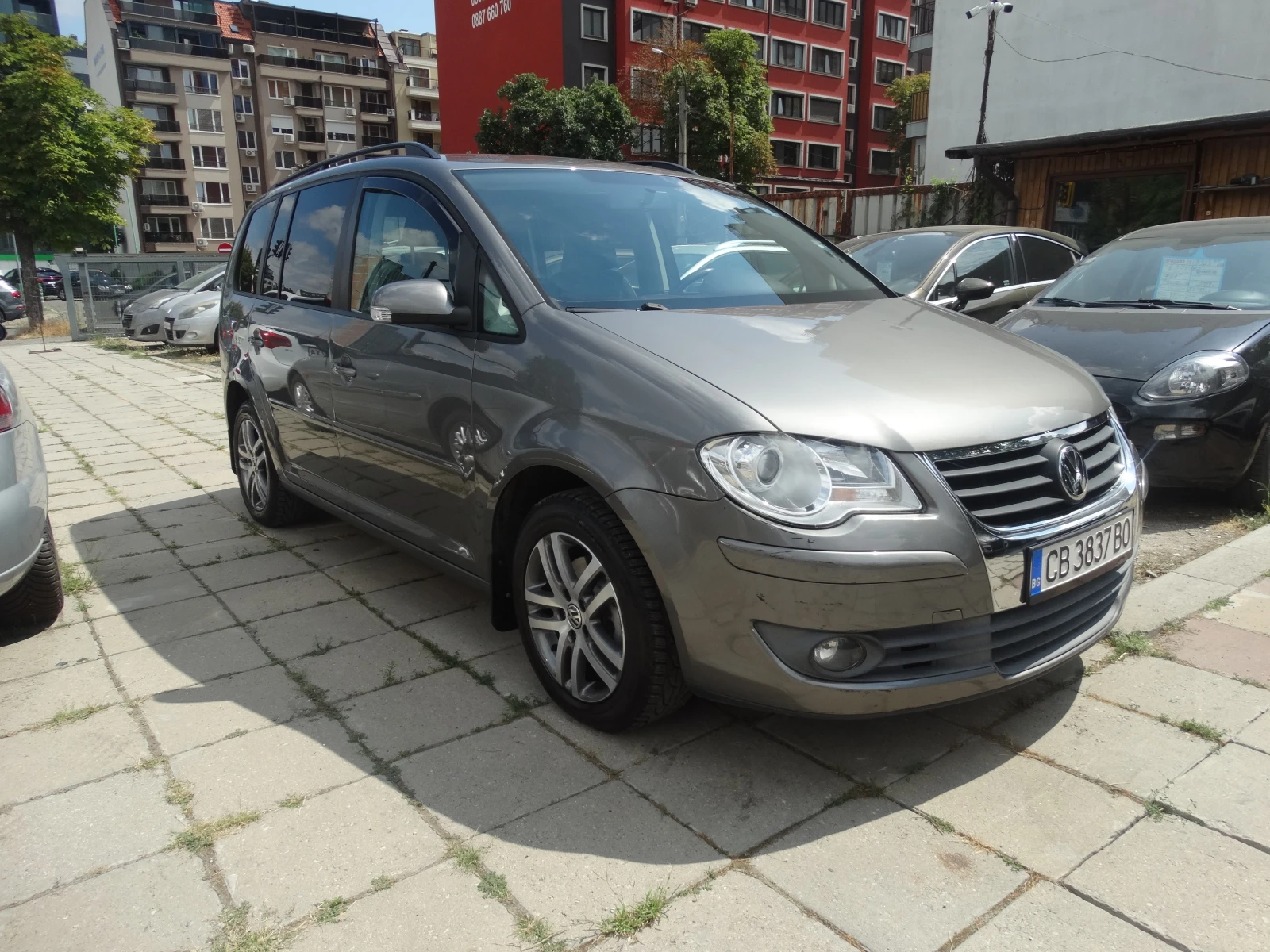 VW Touran  - изображение 3