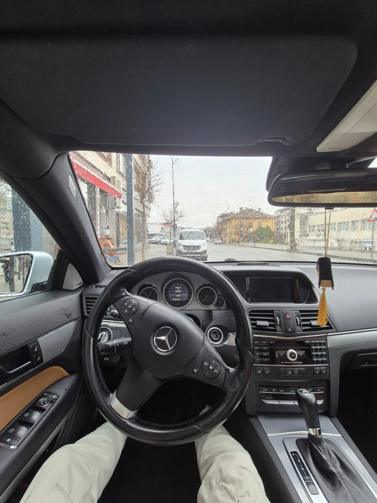 Mercedes-Benz E 250  - изображение 6