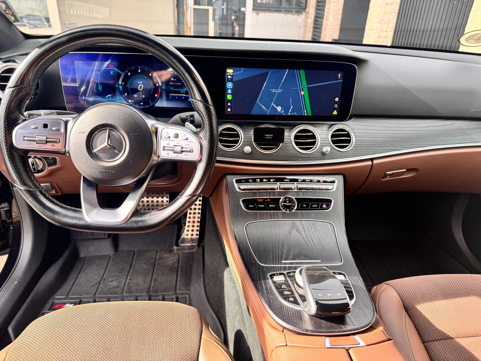 Mercedes-Benz E 300, снимка 11 - Автомобили и джипове - 53559677