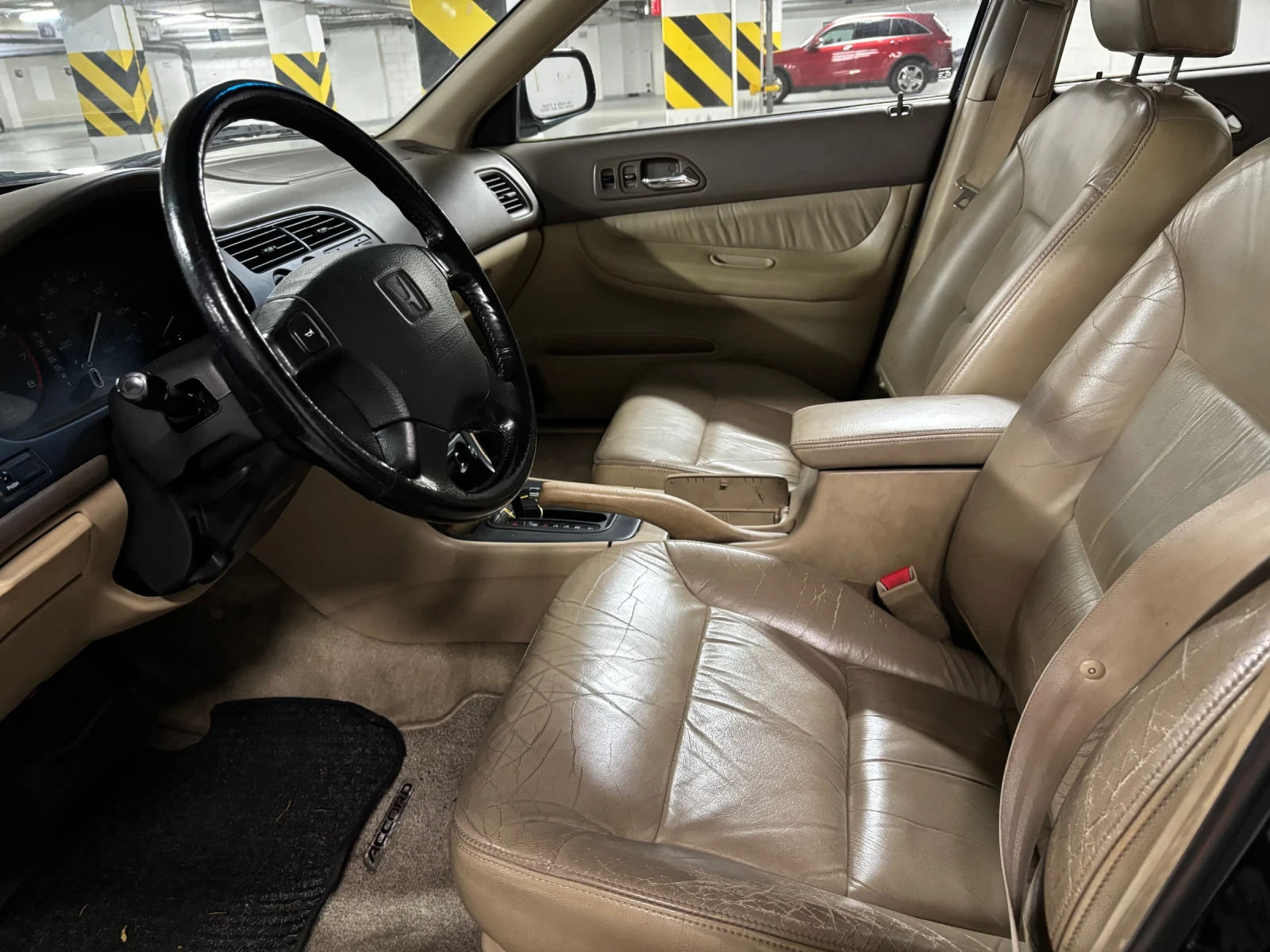 Honda Accord 2, 7 V6, Automatic  - изображение 5