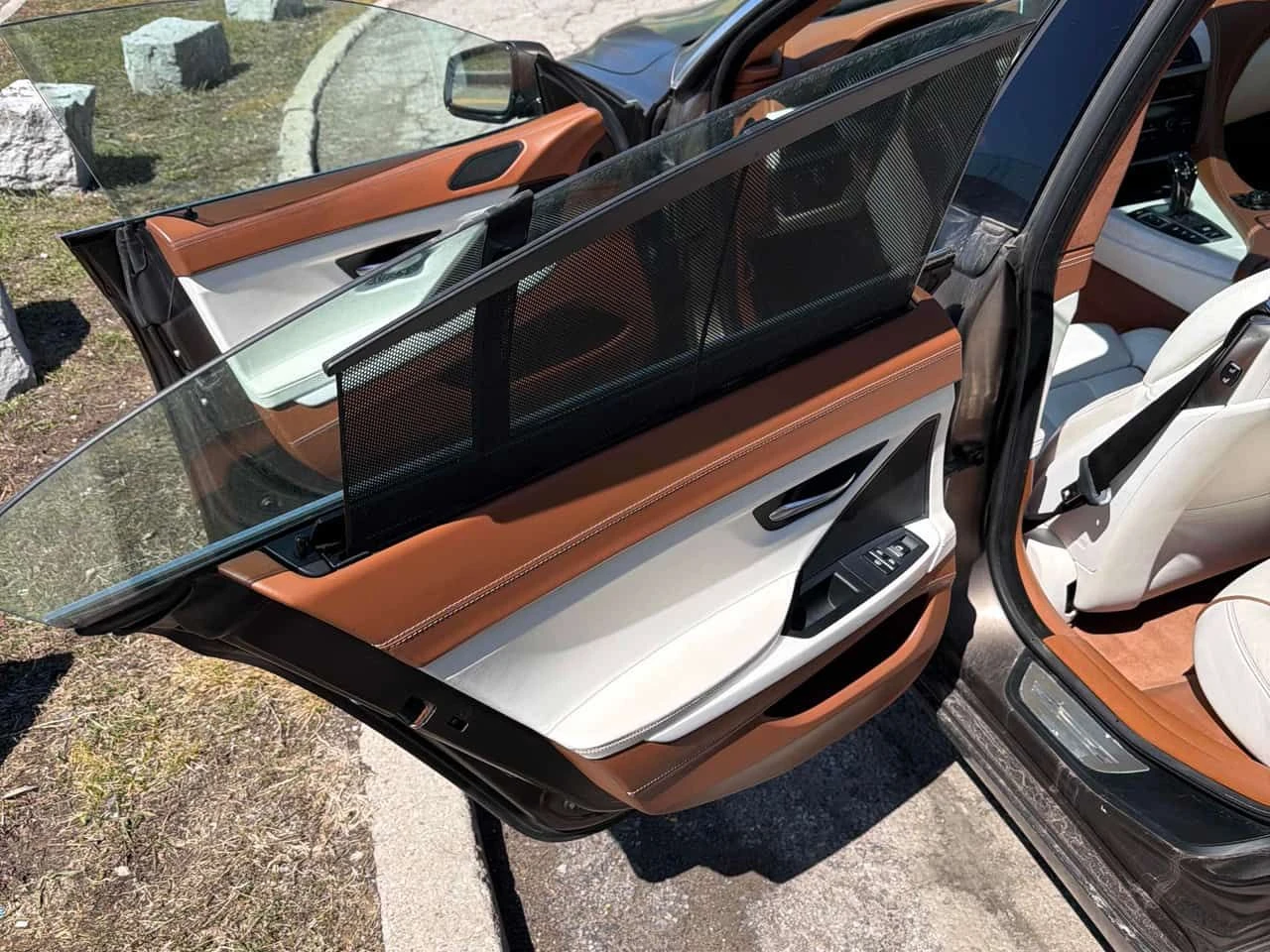 BMW 650 * 650i xDrive * 360 КАМЕРА* ДИСТРОНИК* , снимка 15 - Автомобили и джипове - 54225211