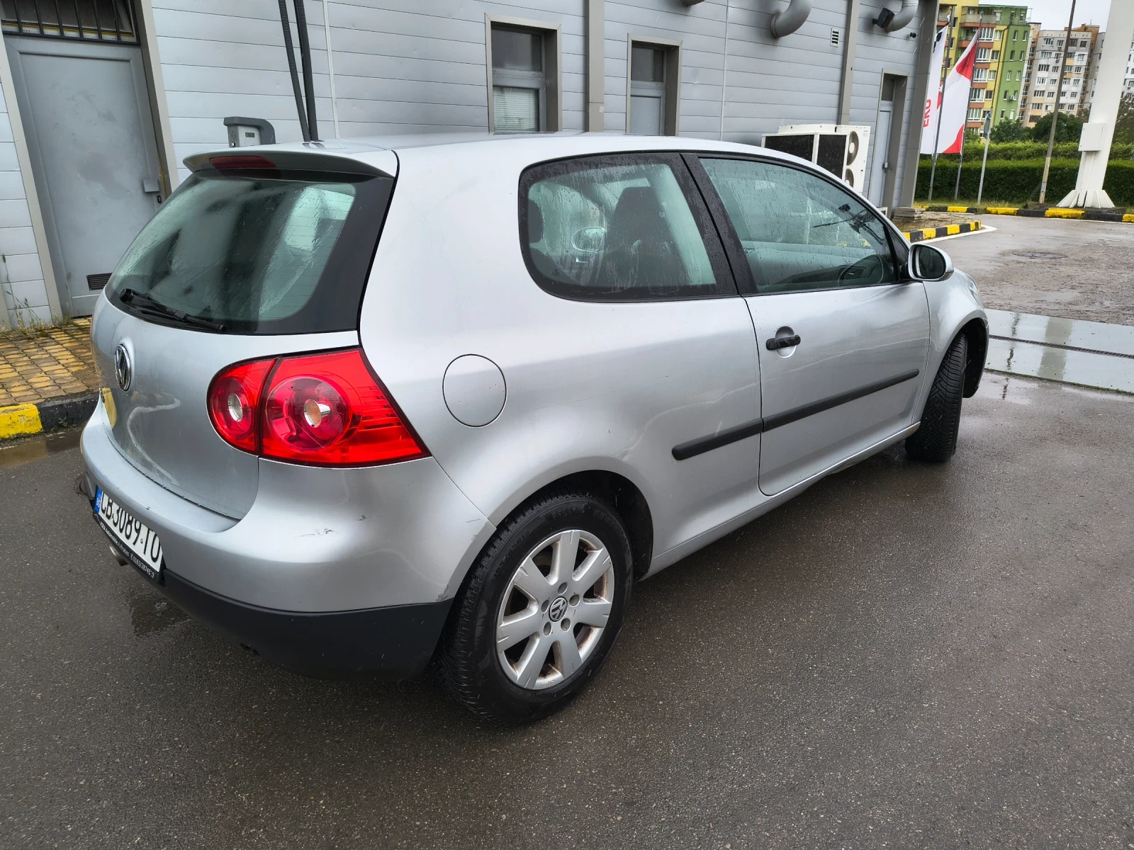 VW Golf 5, снимка 5 - Автомобили и джипове - 54323685