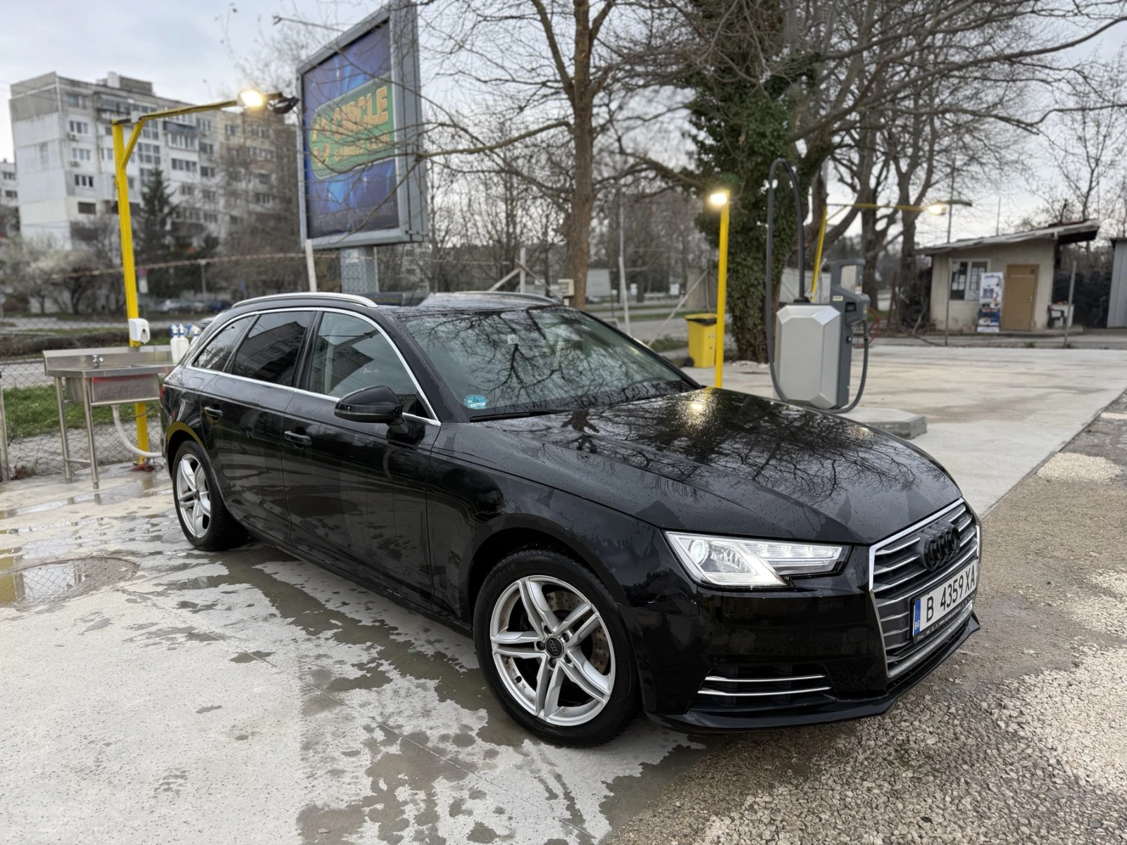 Audi A4 1.4 TFSI - МНОГО ЕКСТРИ, снимка 5 - Автомобили и джипове - 54392627