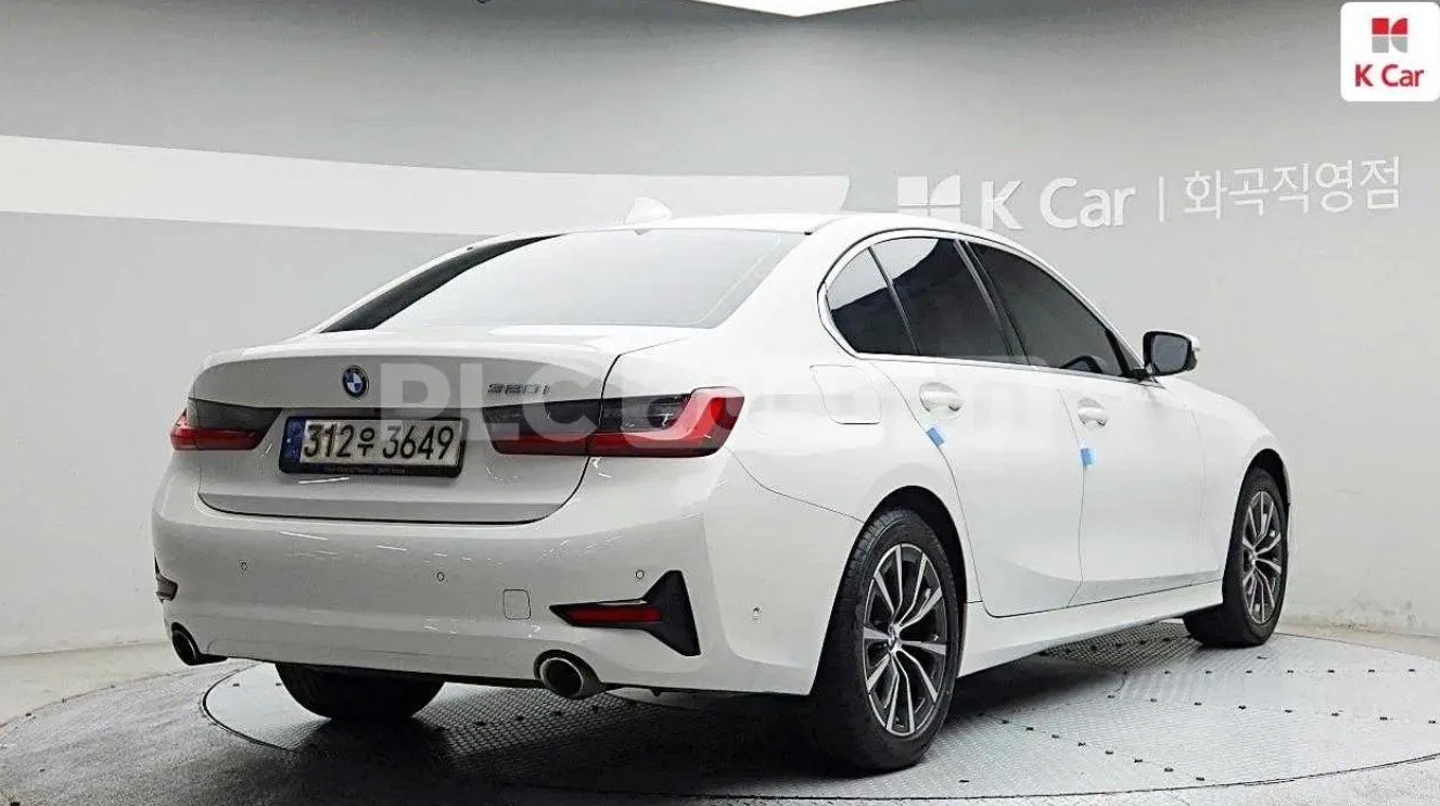 BMW 320, снимка 2 - Автомобили и джипове - 54859856