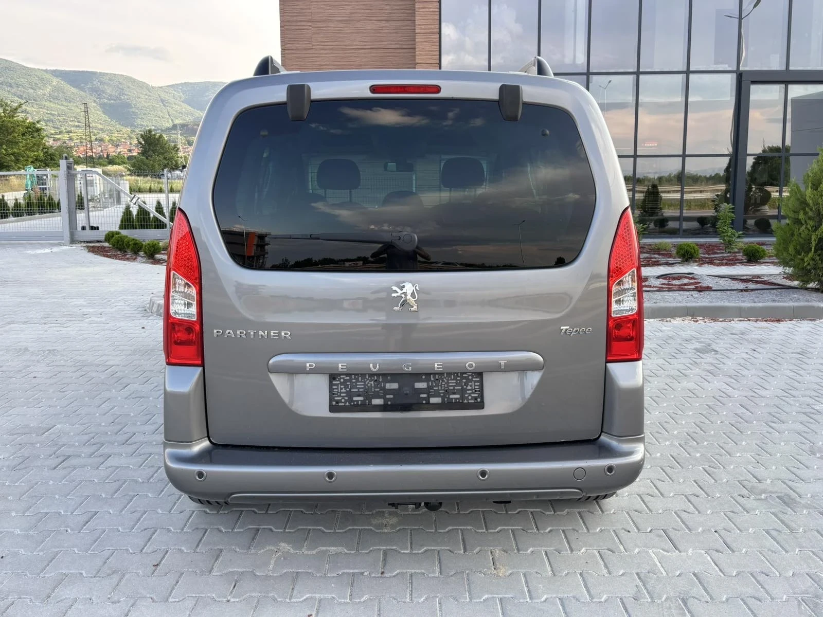 Peugeot Partner 1.6Hdi/109кс/Климатроник/Панорама/Tepe/, снимка 5 - Автомобили и джипове - 54877790