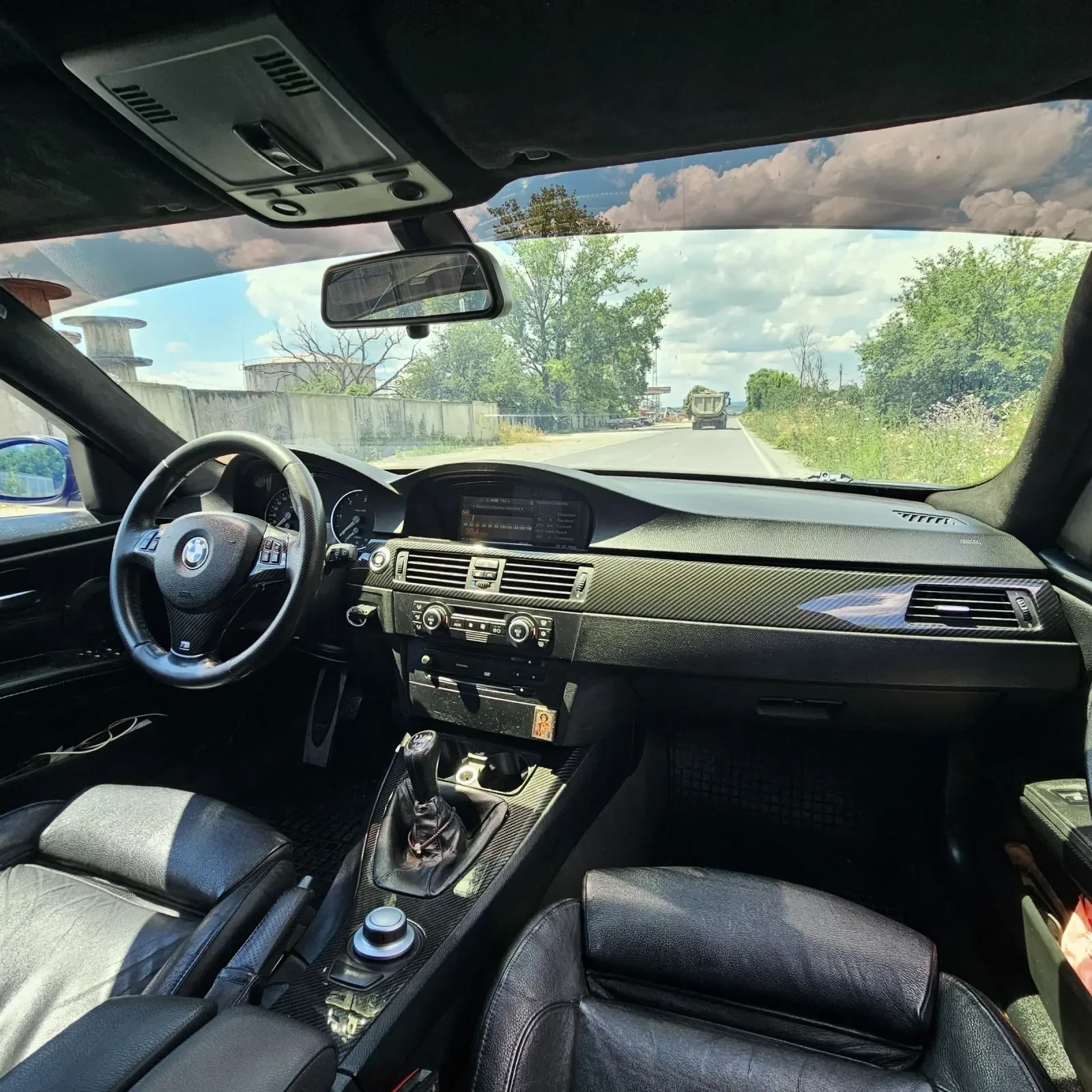 BMW 330, снимка 9 - Автомобили и джипове - 55231363