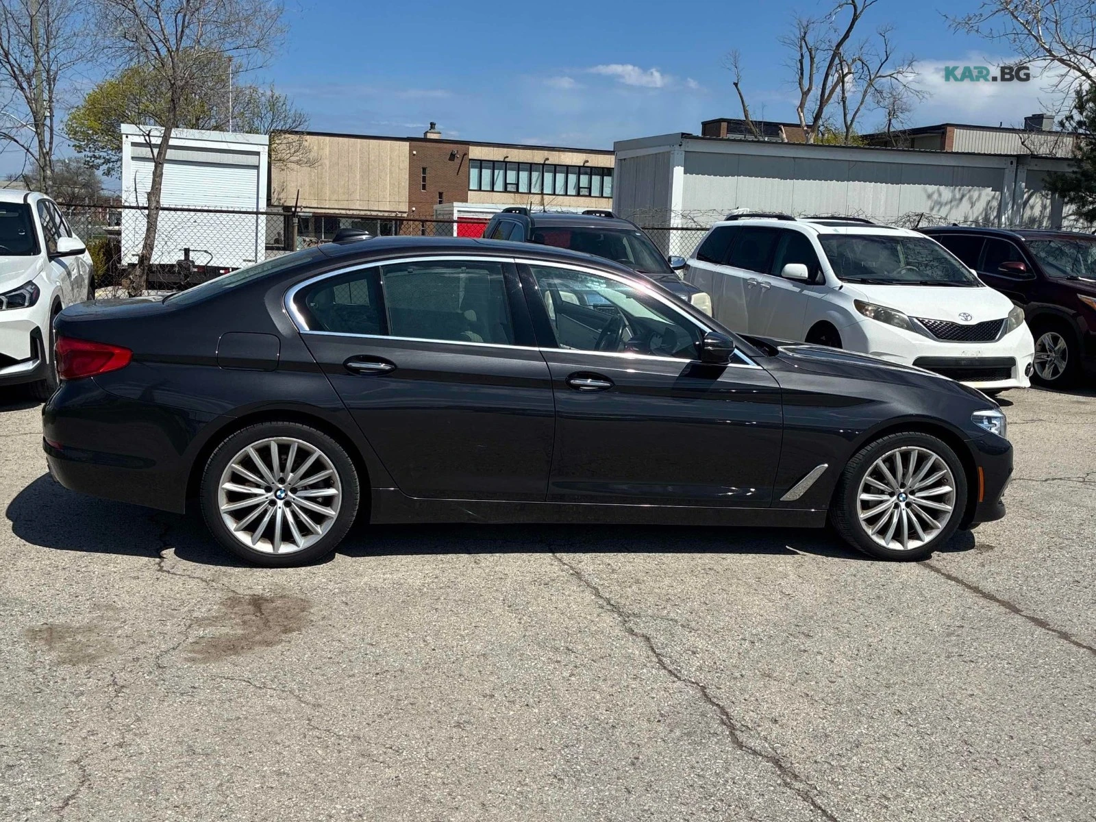 BMW 530 xDrive Автокредит Цена до България, снимка 2 - Автомобили и джипове - 55398174