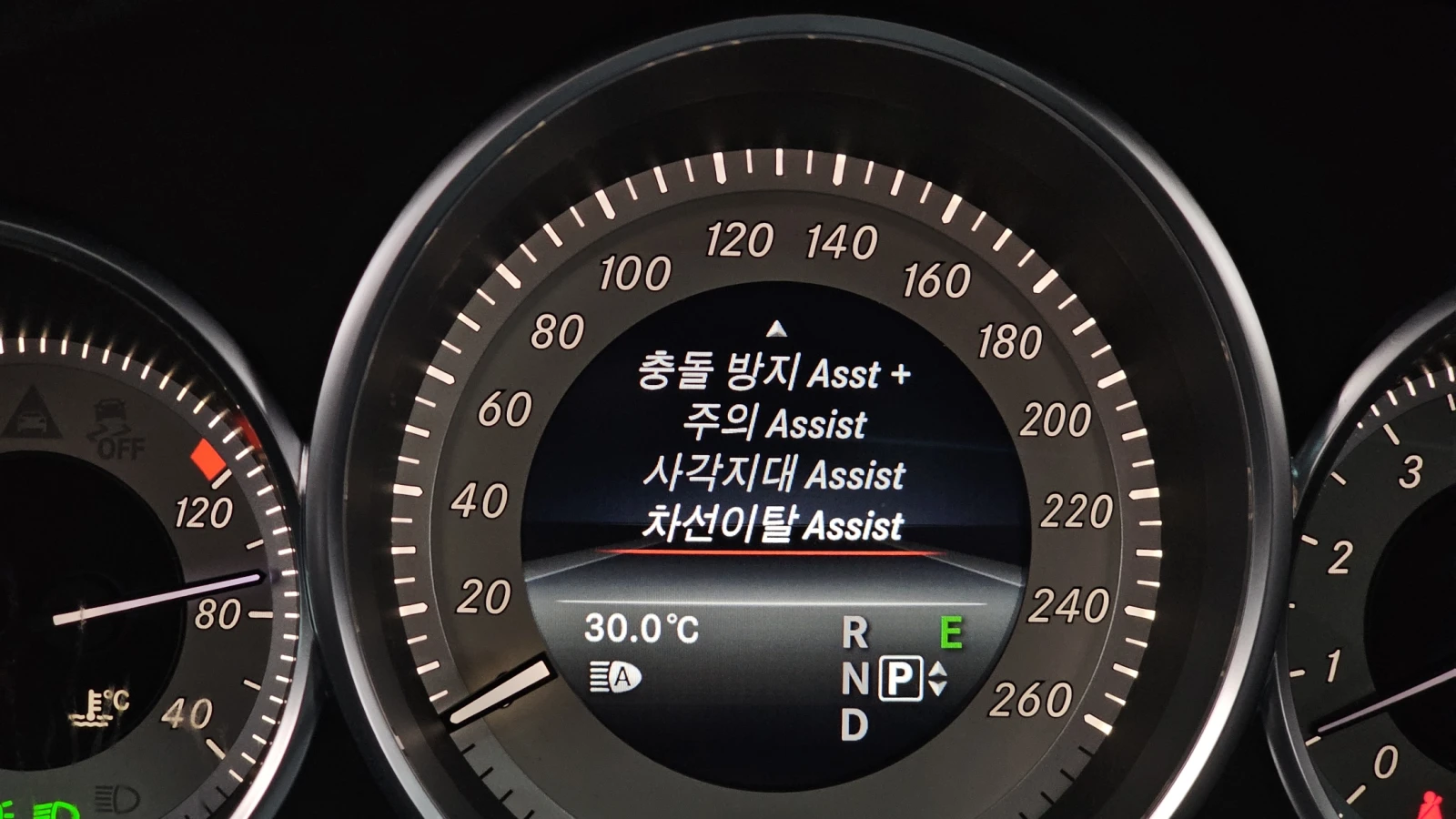 Mercedes-Benz CLS 400, снимка 6 - Автомобили и джипове - 55417327