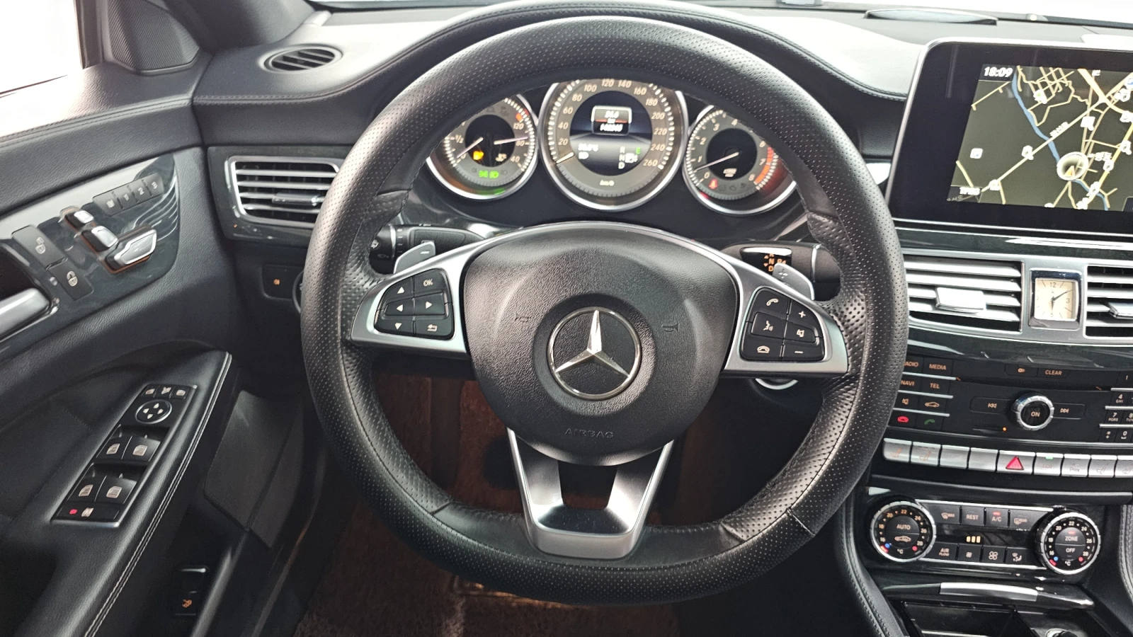 Mercedes-Benz CLS 400, снимка 10 - Автомобили и джипове - 55417327
