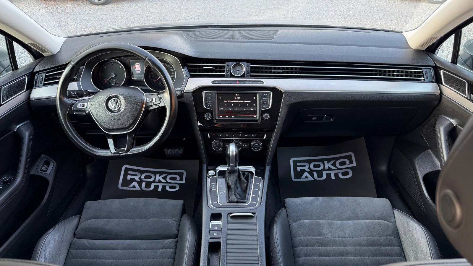 VW Passat 2.0TDI/АВТОМАТ-F1/КОЖА С ПОДГРЕВ/СЕРВИЗНА ИСТОРИЯ/, снимка 10 - Автомобили и джипове - 55503847
