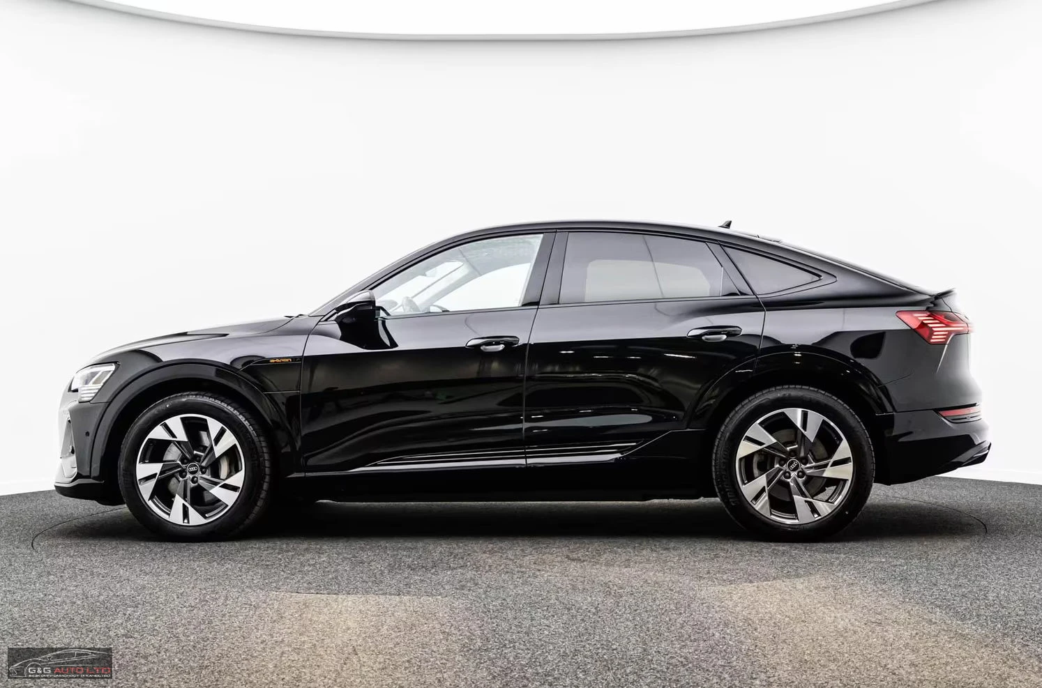 Audi E-Tron 50/313HP/SPORTBACK/2xS-LINE/PANO/360/HUD/ACC/790z, снимка 3 - Автомобили и джипове - 55704754