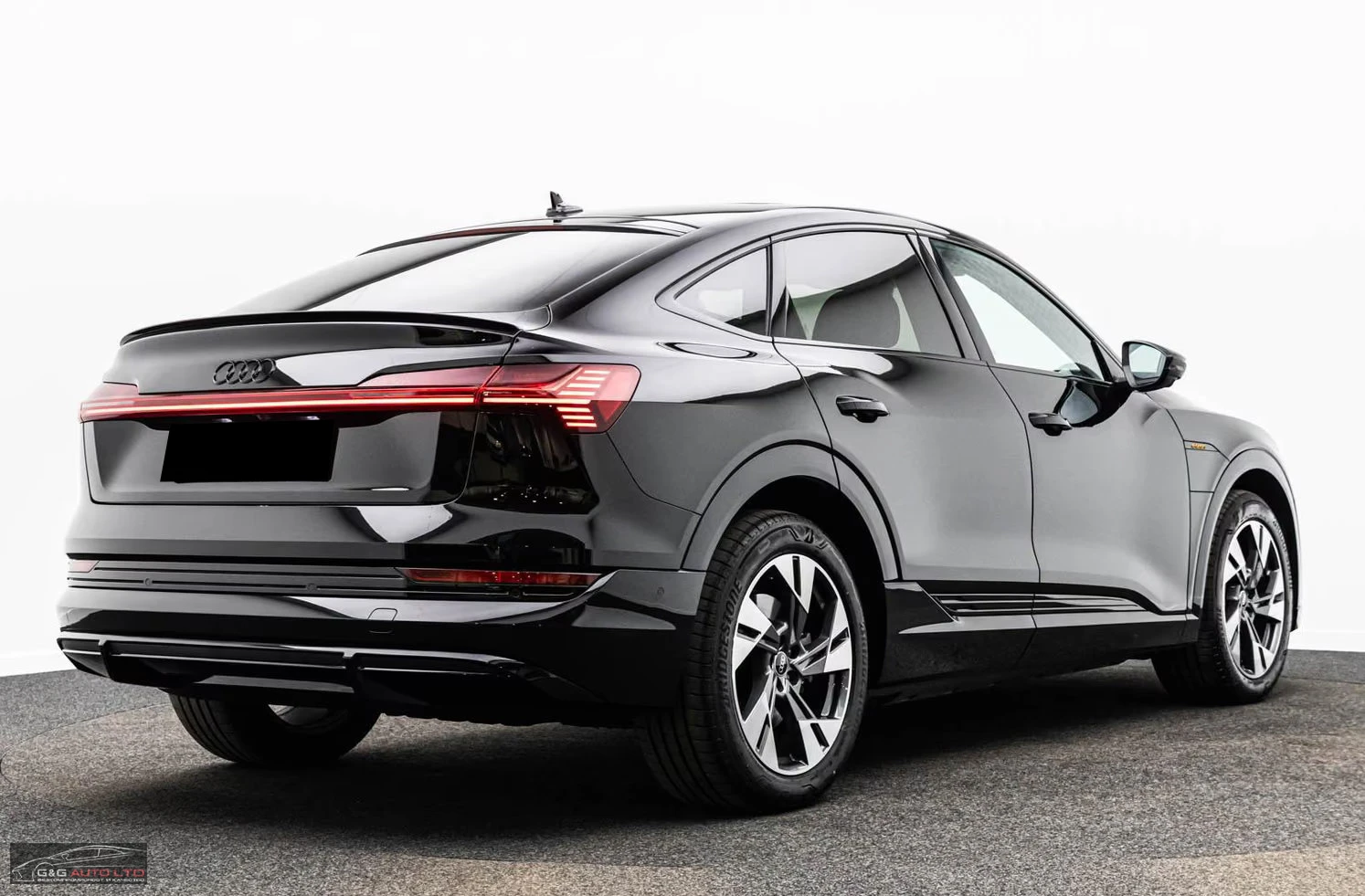 Audi E-Tron 50/313HP/SPORTBACK/2xS-LINE/PANO/360/HUD/ACC/790z, снимка 7 - Автомобили и джипове - 55704754