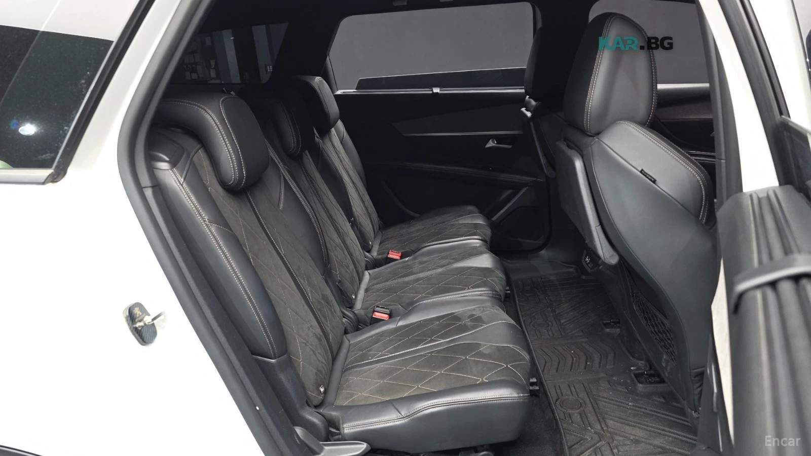 Peugeot 5008 GTLINE* 360* ПОДГРЕВ* KEYLESS, снимка 12 - Автомобили и джипове - 55928262
