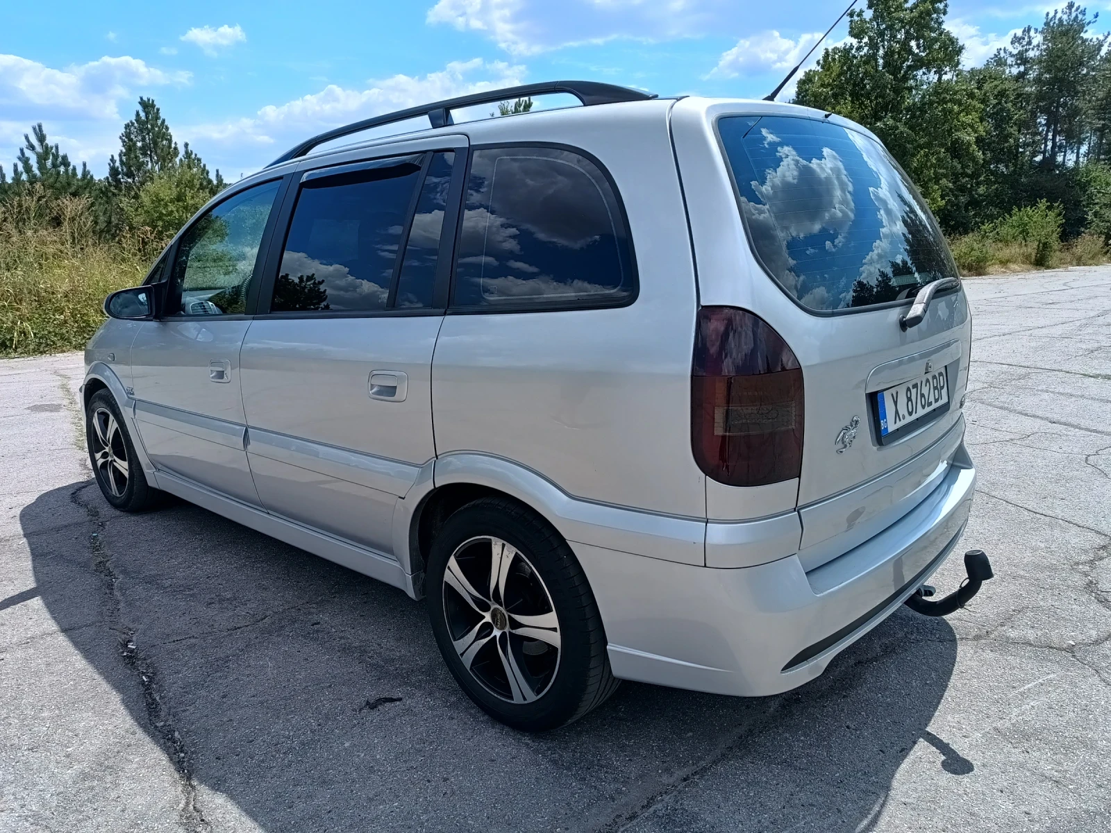 Opel Zafira 1.8 16v, снимка 4 - Автомобили и джипове - 56105159
