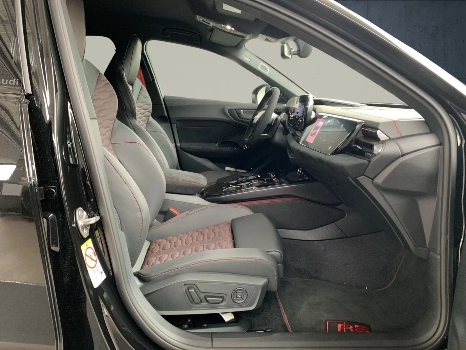 Audi Rs5 MMI DISPLAY / B&O / MATRIX / 360 / HUD / TECH PRO/, снимка 13 - Автомобили и джипове - 56223537