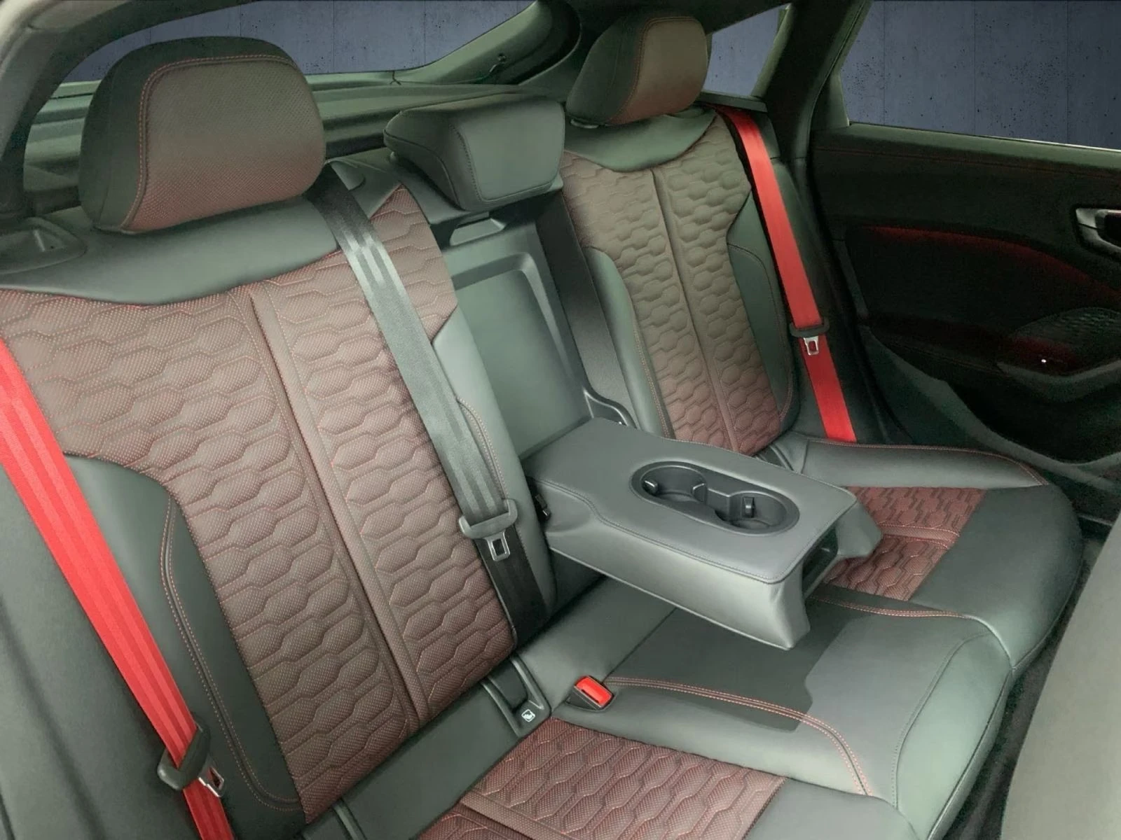 Audi Rs5 MMI DISPLAY / B&O / MATRIX / 360 / HUD / TECH PRO/, снимка 16 - Автомобили и джипове - 56223537