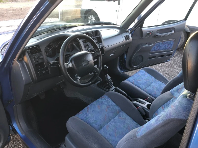 Toyota Rav4 2.0 ГЪРЦИЯ ТОП КЛИМАТИК, снимка 9 - Автомобили и джипове - 45750158