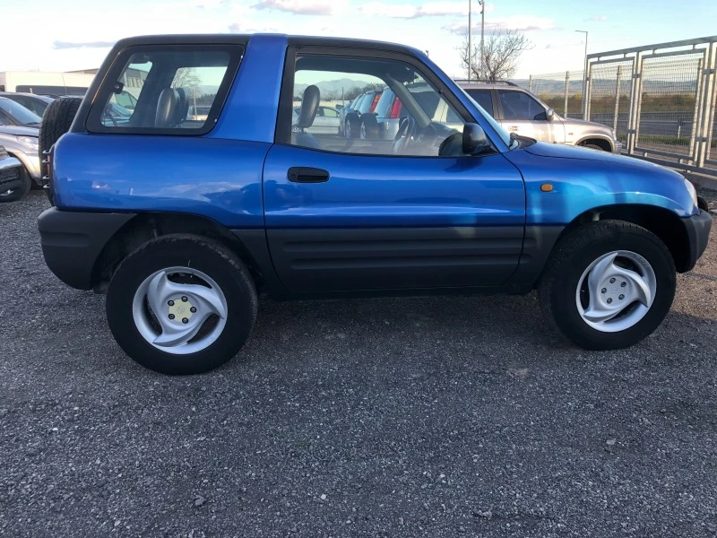 Toyota Rav4 2.0 ГЪРЦИЯ ТОП КЛИМАТИК, снимка 5 - Автомобили и джипове - 45750158