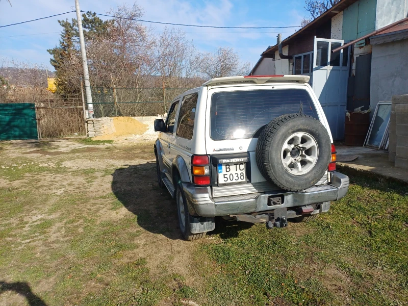 Mitsubishi Pajero, снимка 8 - Автомобили и джипове - 49463565