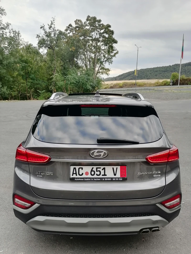 Hyundai Santa fe 4WD* Pano* Обдухване* 360камера* Серв.История* TOP, снимка 9 - Автомобили и джипове - 52415365