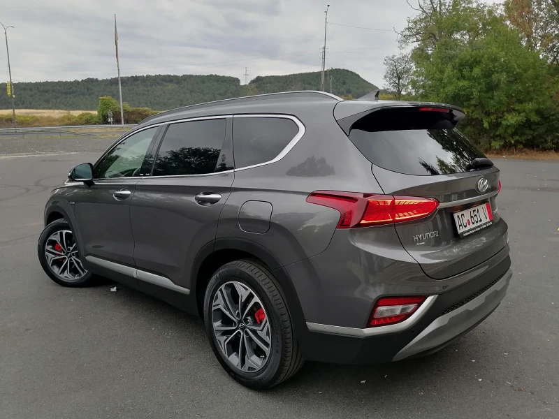 Hyundai Santa fe 4WD* Pano* Обдухване* 360камера* Серв.История* TOP, снимка 5 - Автомобили и джипове - 52415365