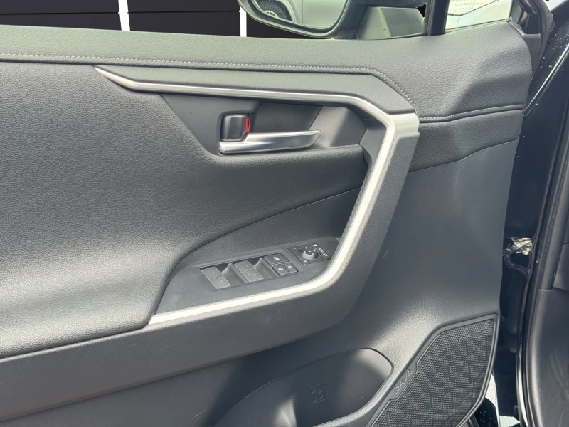 Toyota Rav4 2.5Hybrid* 4x4* LUXURY, снимка 8 - Автомобили и джипове - 52341464