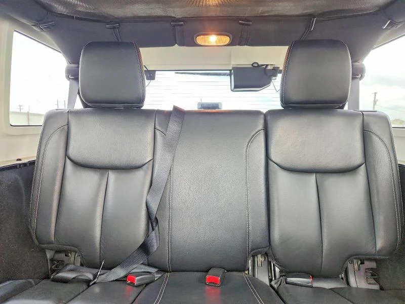 Jeep Wrangler UNLIMITED SAHARA 4X4, снимка 10 - Автомобили и джипове - 54150134